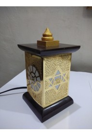 Brass Decorated Lamp Stand 